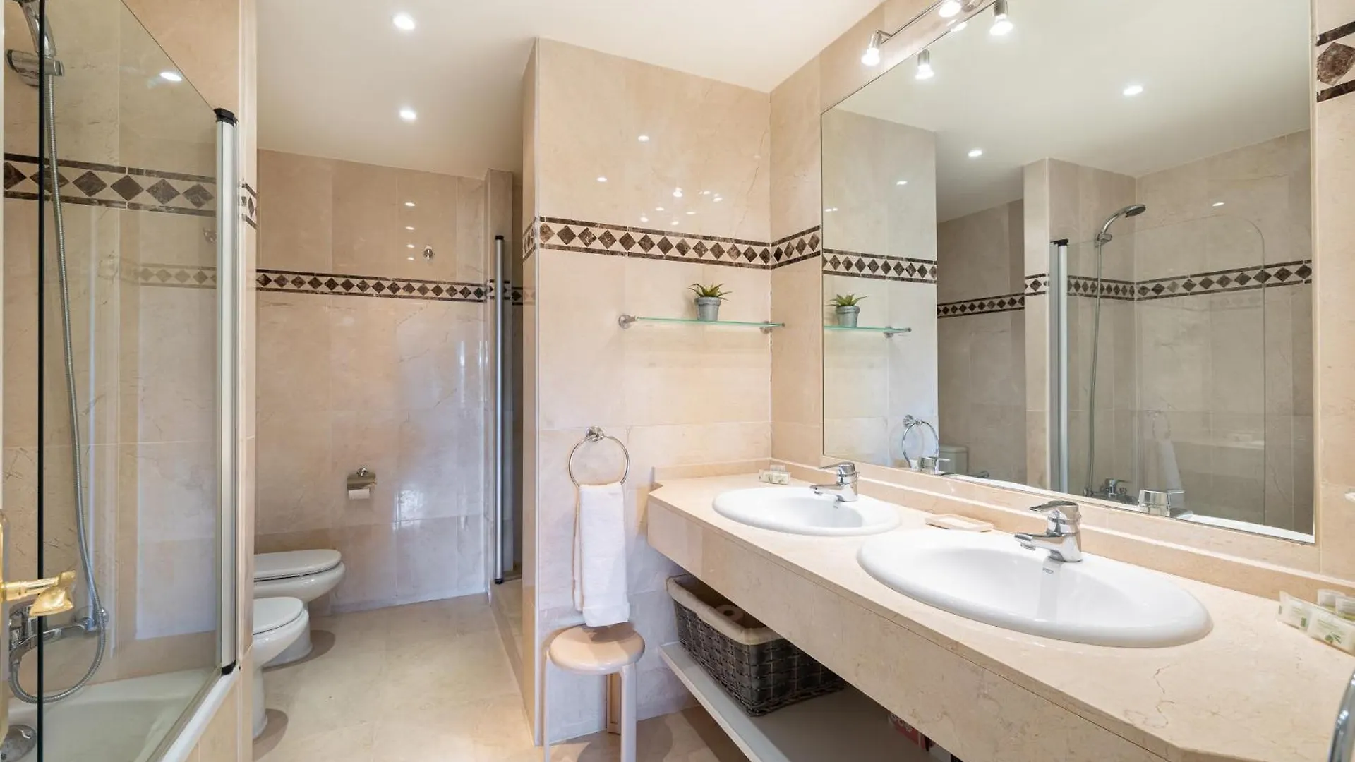Rio Real Vista Golf, By Homing U Lejlighed Marbella